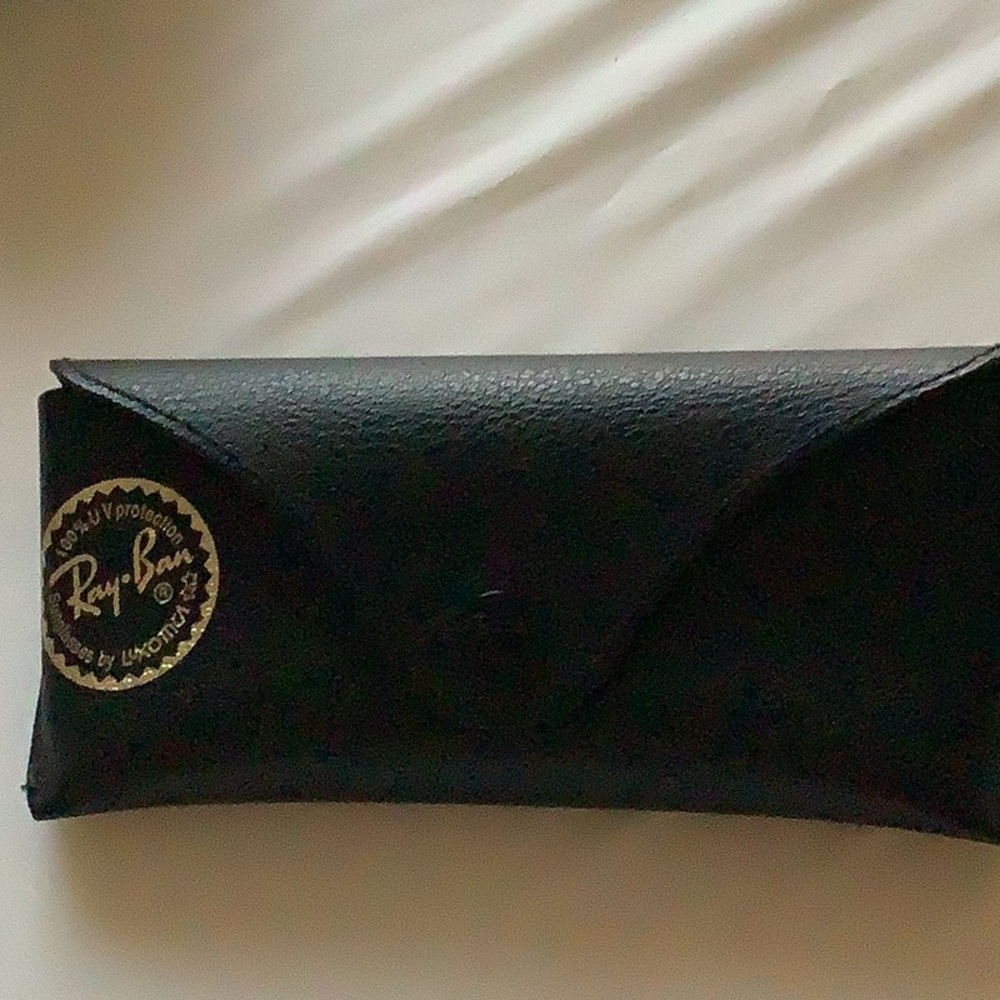 - Ray bun  sun glasses case only